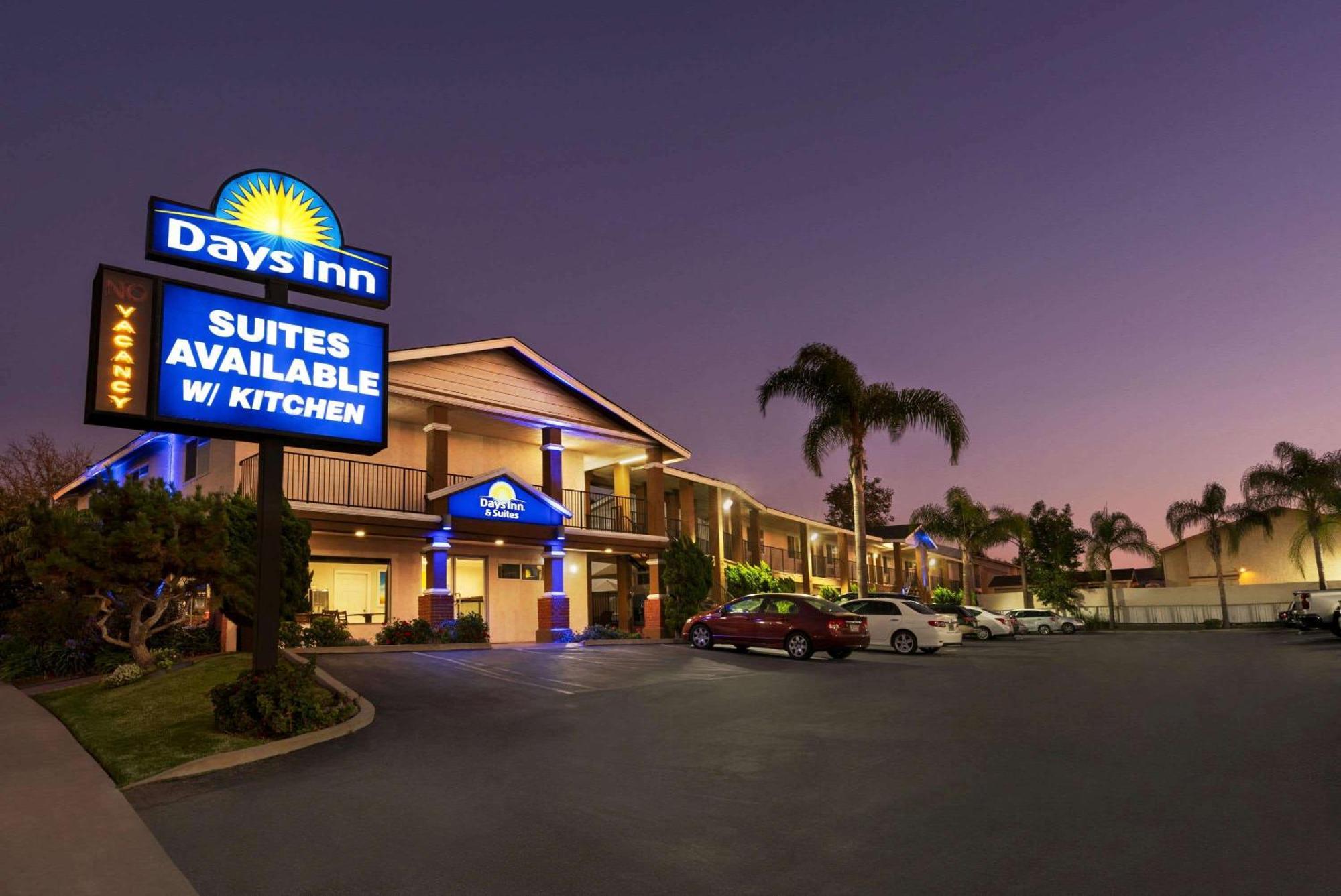 Days Inn & Suites Sdsu - La Mesa - San Diego Eksteriør billede